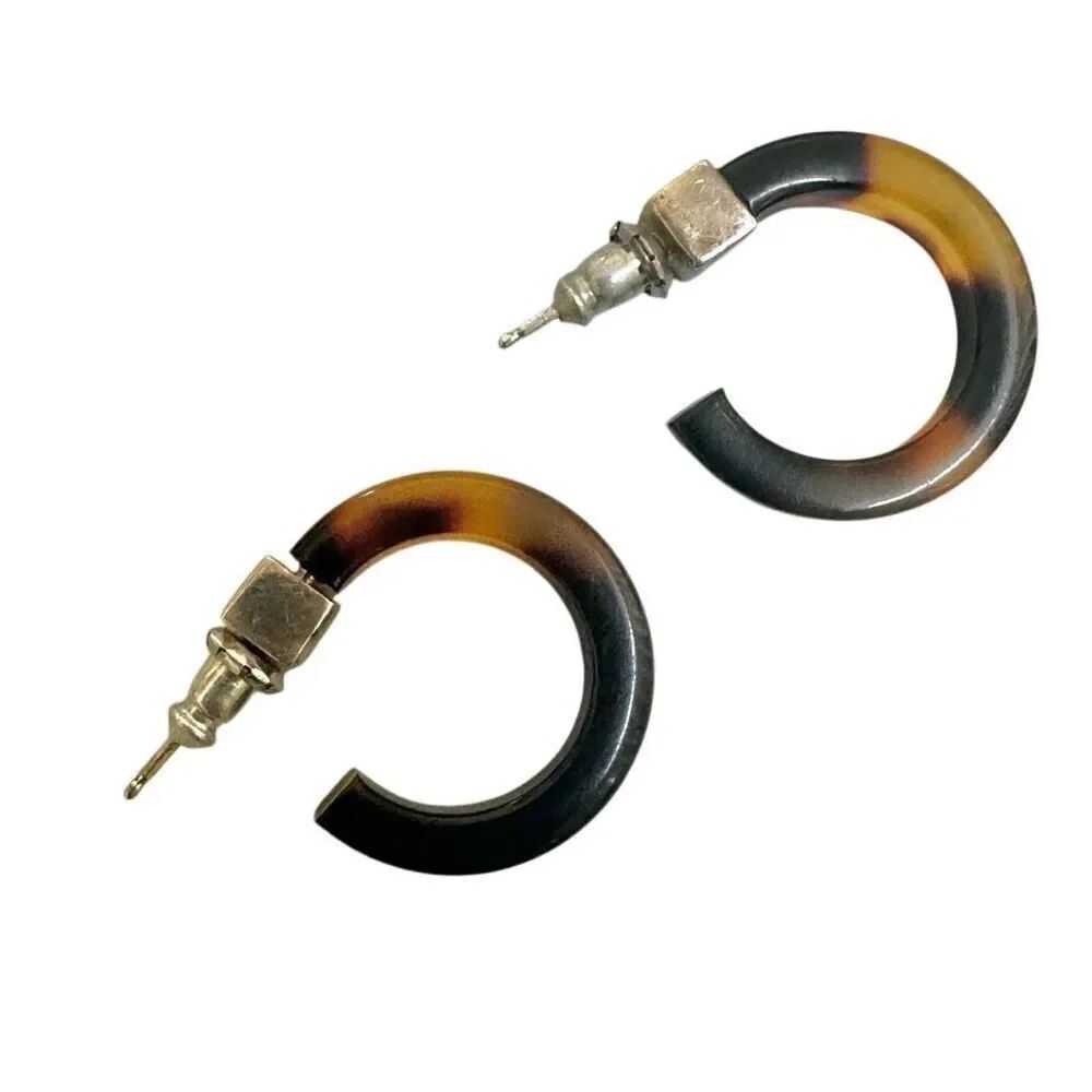 Sterling silver tortoise hoop earrings
